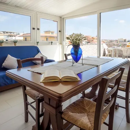 Siciliacasevacanze - Liberty דירה מרינה די רגוזה